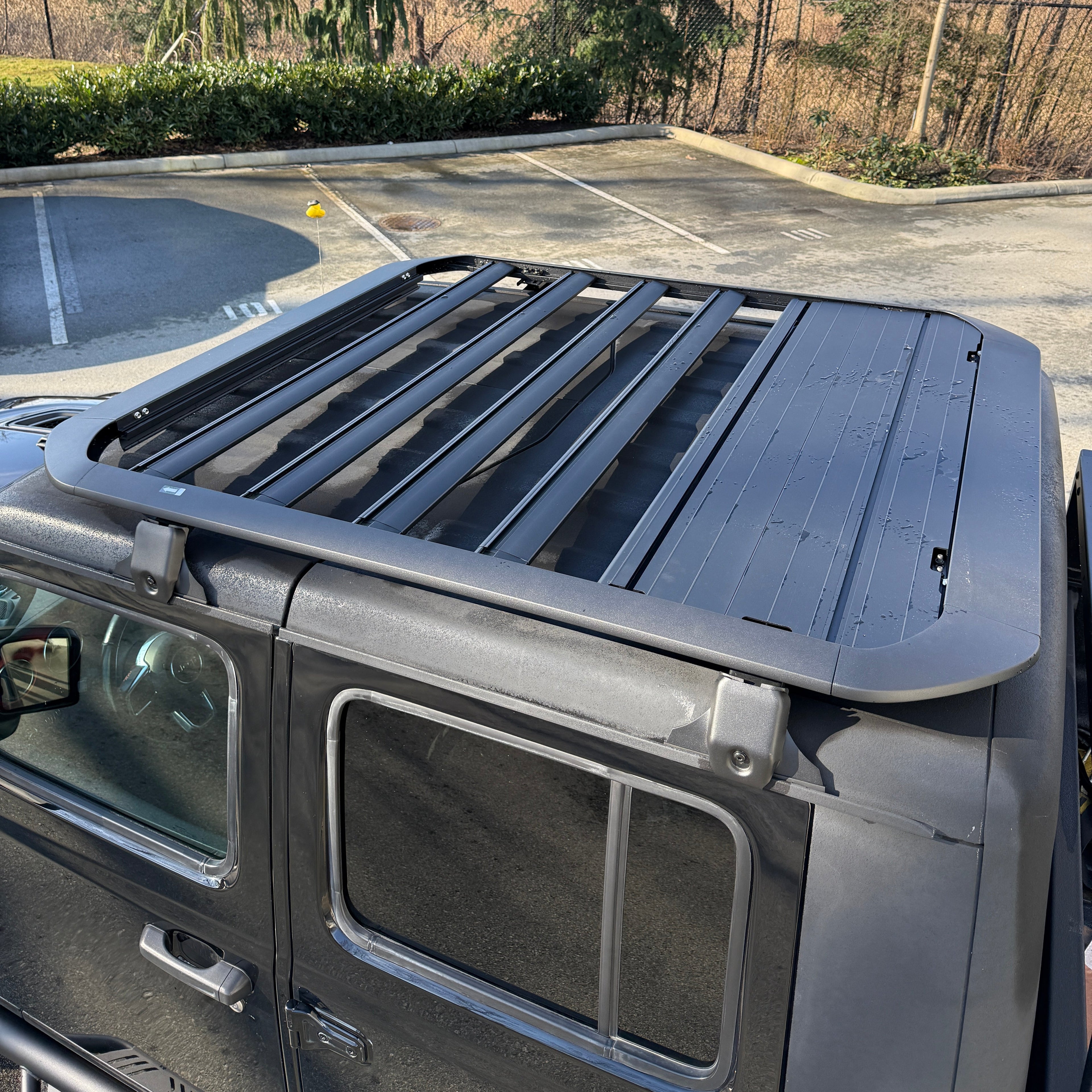 2018–2026 Jeep Wrangler JL & Gladiator JT | Aero Roof Rack